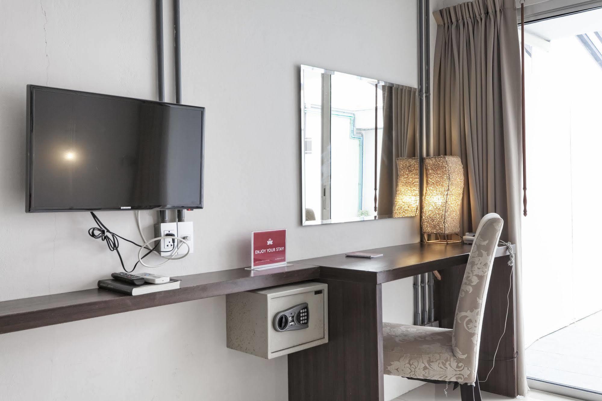 Zen Rooms Basic Nanai Phuket Patong ภายนอก รูปภาพ